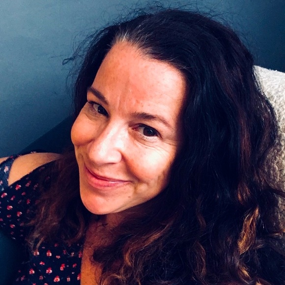 Meet your Posher, Brooke - Picture 2 of 8